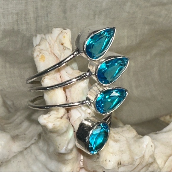 Sparkly Blue Fairy Quartz multi-gem handcrafted ring - Picture 2 of 7